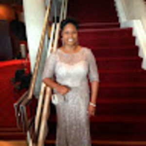 Meet your Posher, Yolanda